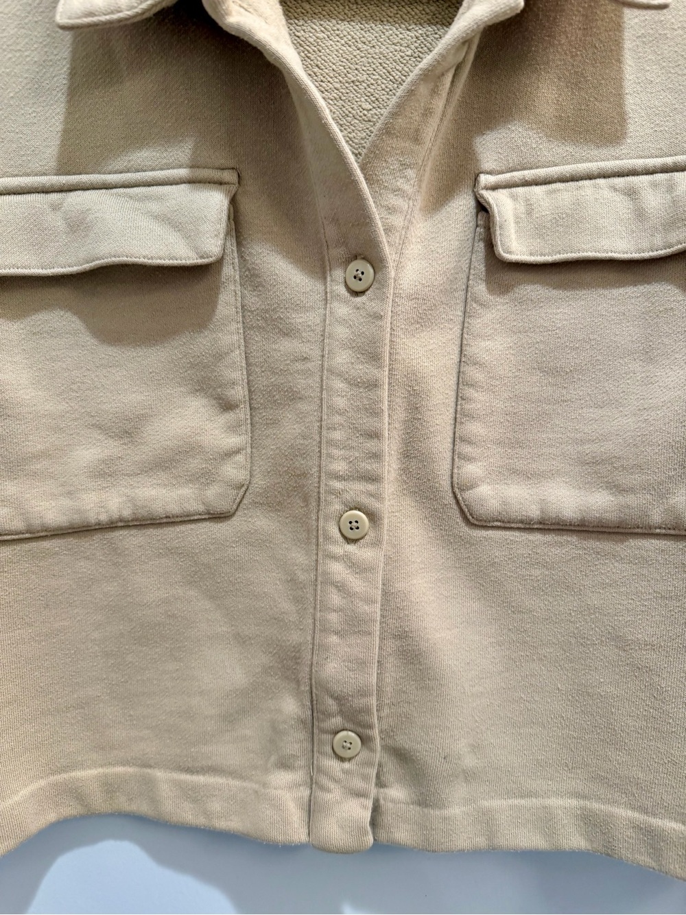 Alo Yoga Renown Cropped Button-Up Pullover Jacket - Macadamia - Tan Beige Medium - Picture 7 of 10